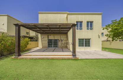 Villa - 3 Bedrooms - 4 Bathrooms for rent in Deema 4 - Deema - The Lakes - Dubai