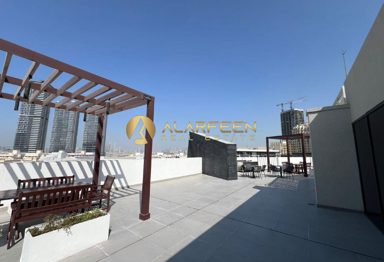 Rooftop Studio | La Vita Bella | Pool & Skyline photo 2