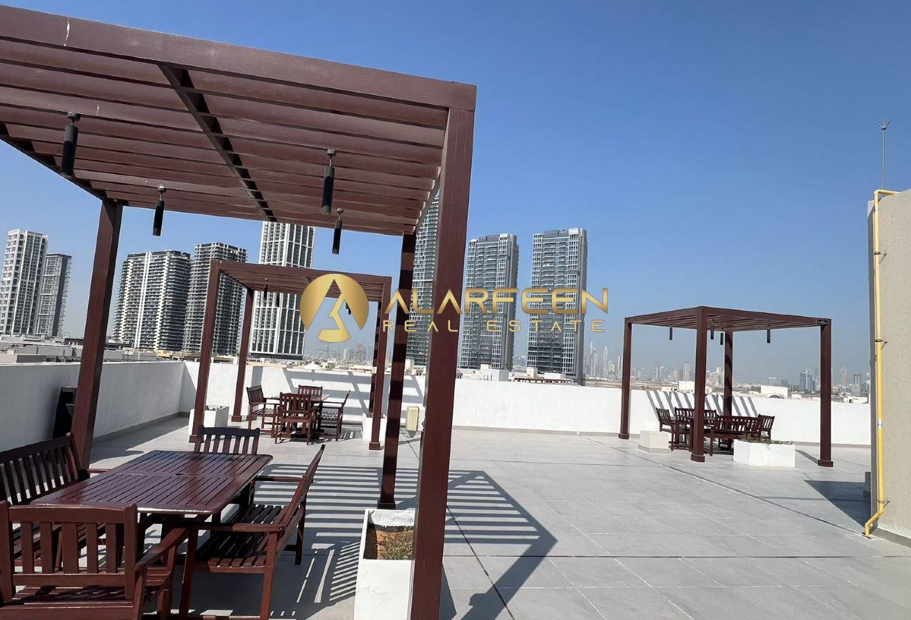 Rooftop Studio | La Vita Bella | Pool & Skyline photo 4