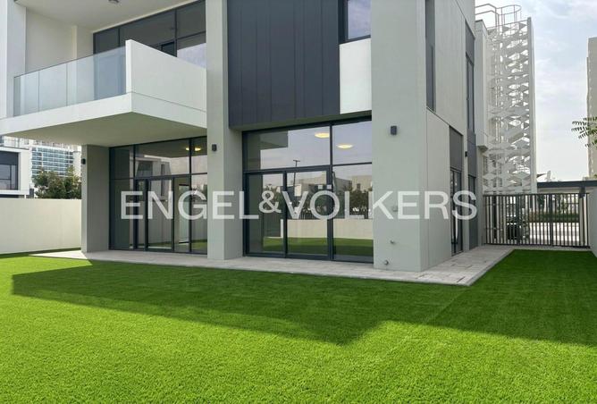 112748540 - Property Main Image