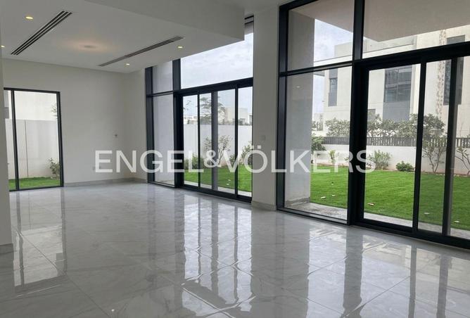 112748540 - Property Image 2