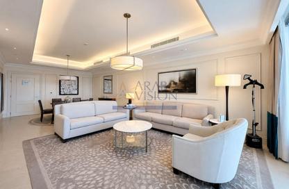 Apartment - 2 Bedrooms - 3 Bathrooms for rent in Kempinski BLVD - Downtown Dubai - Dubai