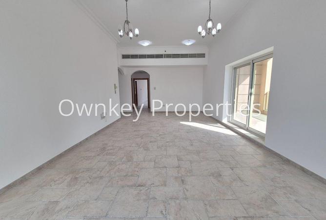 128361390 - Property Image 2