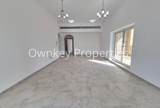 128361390 - Property Image 2