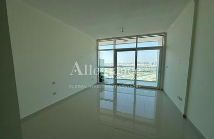 Apartment - Studio - 1 for rent in Carson A - Carson - Damac Hills - Dubai