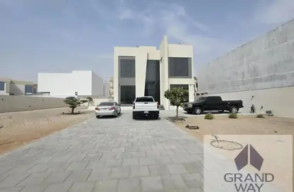 Villa - 4 Bedrooms - 6 Bathrooms for rent in Al Athbah - Wadi Al Amardi - Dubai
