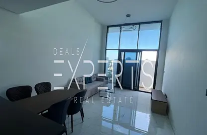 Apartment - 2 Bedrooms - 2 Bathrooms for rent in The Gate - Masdar City - Abu Dhabi