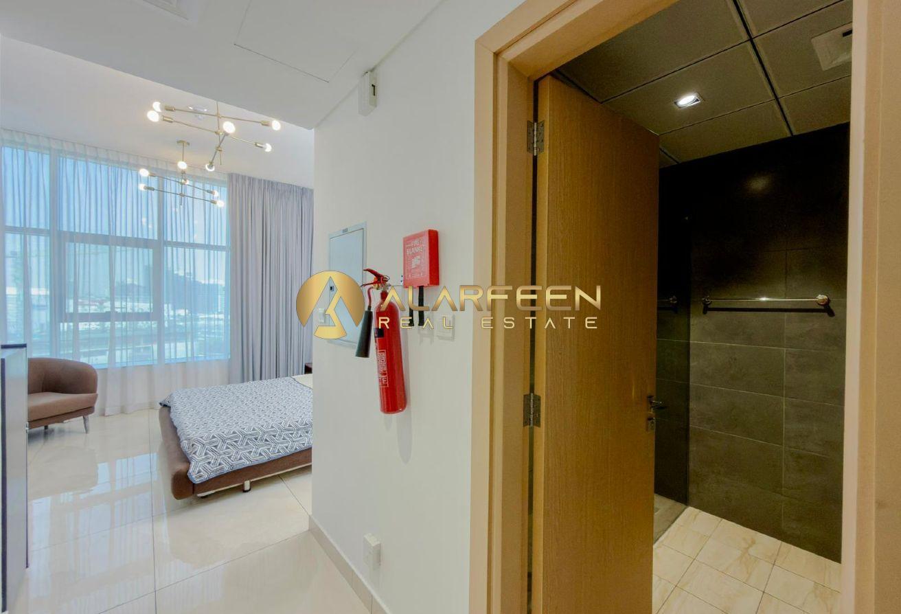 Studio | Best Amenities | Road View | Book Now photo 11