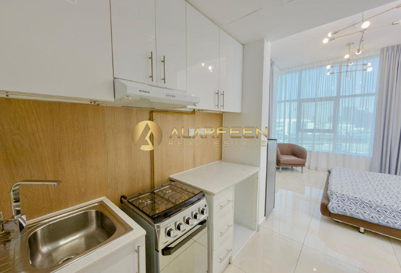 Studio | Best Amenities | Road View | Book Now photo 4