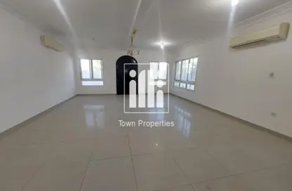 فيلا - 6 غرف نوم - 8 حمامات للايجار في منطقة المرور - أبوظبي