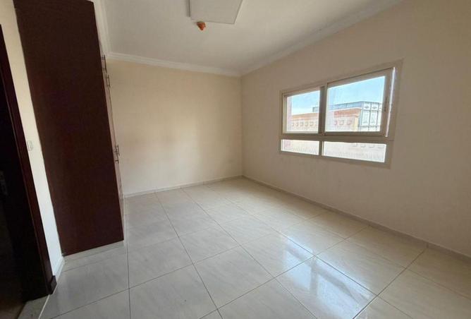 79003844 - Property Image 2