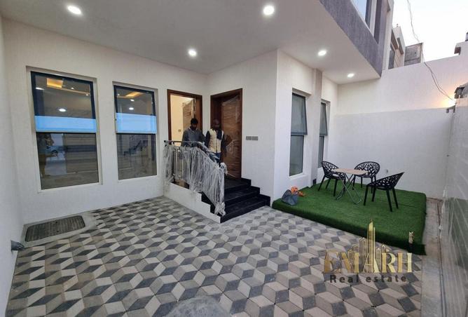 114595520 - Property Image 3