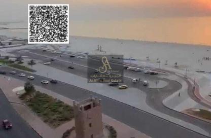 شقة - غرفة نوم - 2 حمامات للبيع في برج الكورنيش - طريق كورنيش عجمان - عجمان