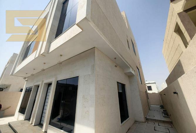 128845366 - Property Image 2