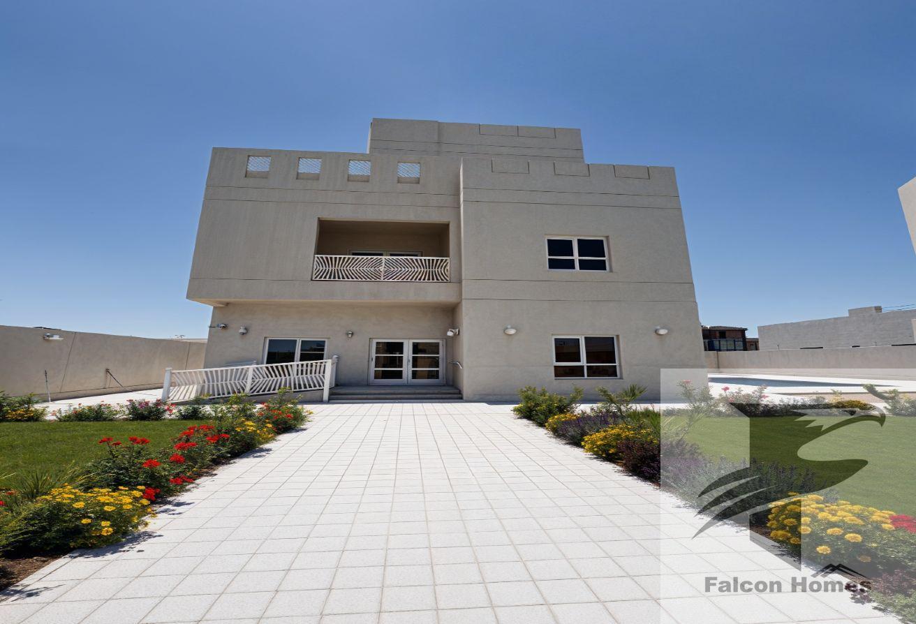Brand New 7BR Villa | Private Pool and Garden photo 5