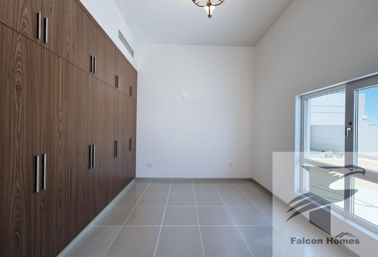Brand New 7BR Villa | Private Pool and Garden photo 13