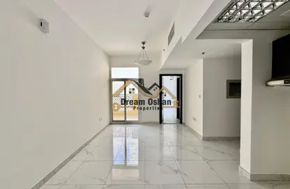 Apartment - 1 Bedroom - 2 Bathrooms for rent in The Pearl - Al Jaddaf - Dubai