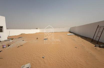 Warehouse - Studio for rent in Al Sajaa Industrial - Al Sajaa - Sharjah