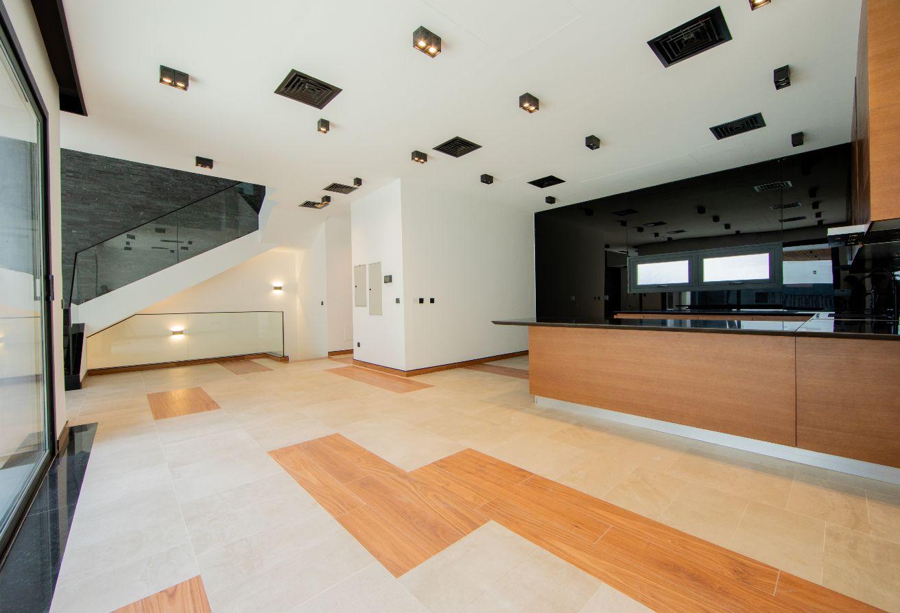 Upgraded Designer Triplex | Rare Availability photo 7