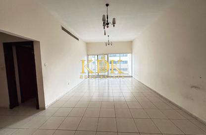 Apartment - 2 Bedrooms - 3 Bathrooms for sale in Olympic Park 4 - Olympic Park Towers - Dubai Sports City - Dubai