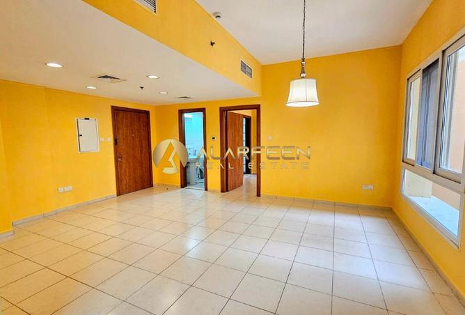 75012420 - Property Image 2