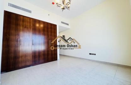 Apartment - 2 - 3 for rent in Yasmeen Building - Al Jaddaf - Dubai Apartment - 2 - 3 for rent in Yasmeen Building - Al Jaddaf - Dubai