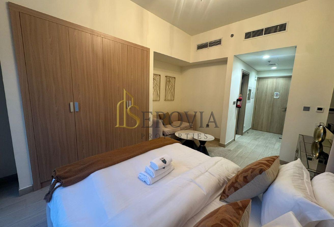 Fully Furnished Studio | Chiller Free | Beautifull photo 7