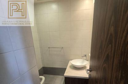 Apartment - 2 Bedrooms - 3 Bathrooms for rent in West Heights 1 - Business Bay - Dubai