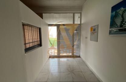 Shop - Studio for rent in Building Z04 - England Cluster - International City - Dubai