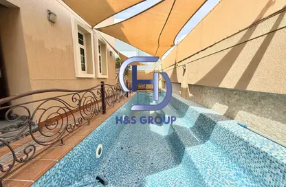 Villa - 3 Bedrooms - 5 Bathrooms for rent in Al Falaj - Al Riqqa - Sharjah