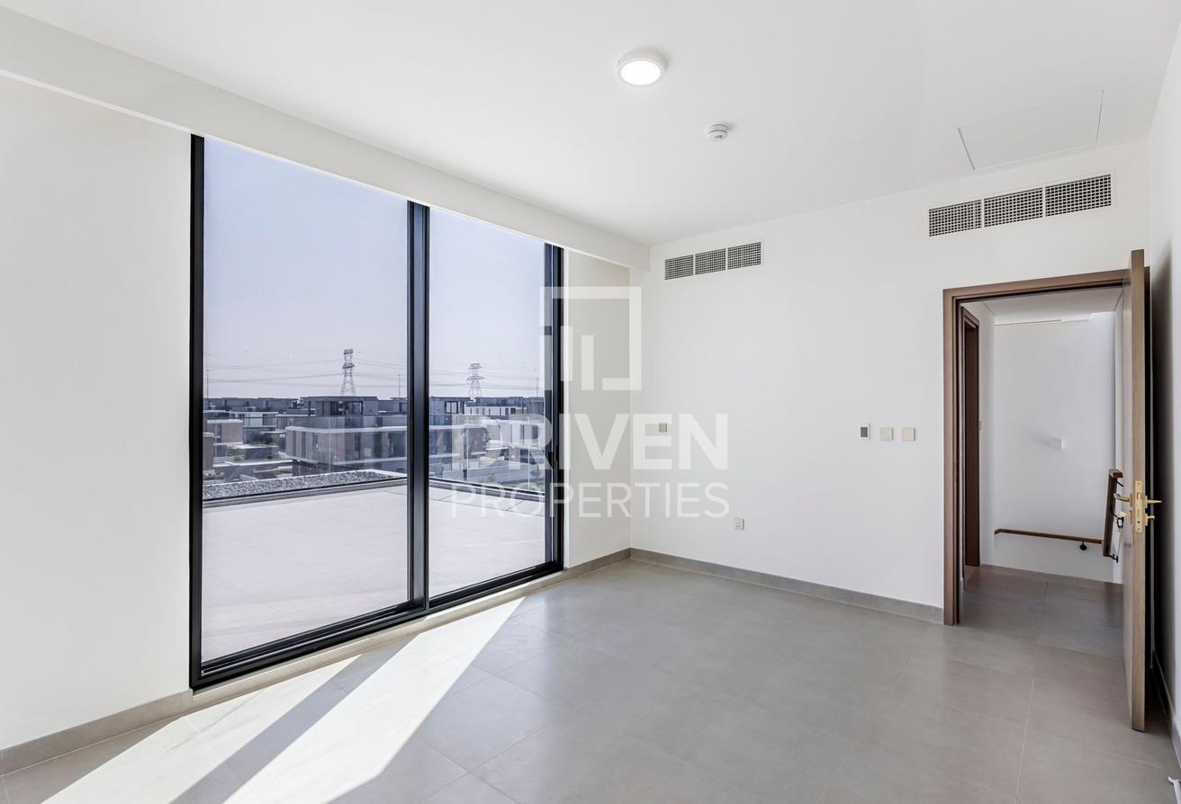 Elite Community | Iconic Design | Prime Amenities photo 8