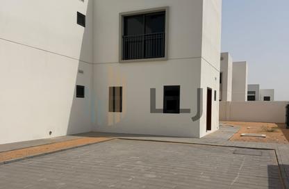 Villa - 4 Bedrooms - 5 Bathrooms for rent in Fay Al Reeman II - Al Shamkha - Abu Dhabi Villa - 4 Bedrooms - 5 Bathrooms for rent in Fay Al Reeman II - Al Shamkha - Abu Dhabi