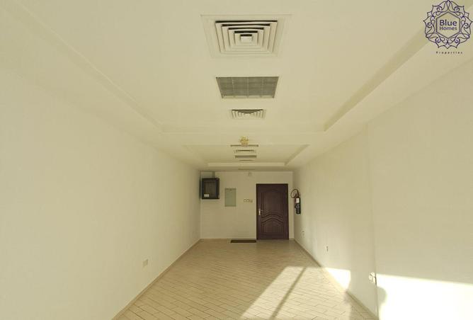 54391368 - Property Image 3