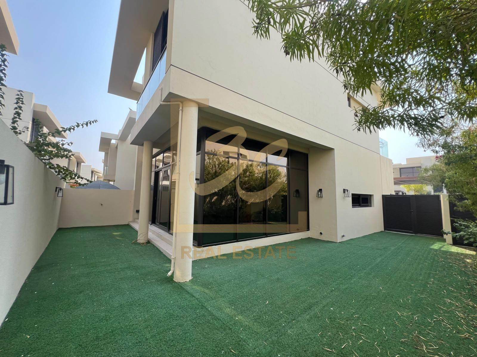3 bedrooms villa for Sale