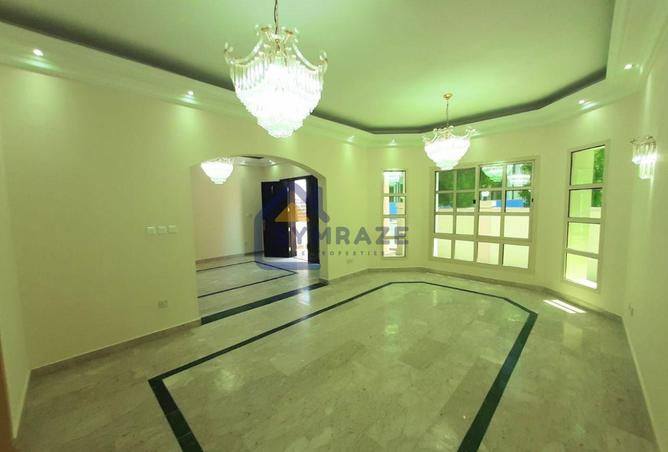 16167000 - Property Image 2