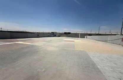 أرض - استوديو للايجار في الصجعة الصناعية - الصجعة - الشارقة