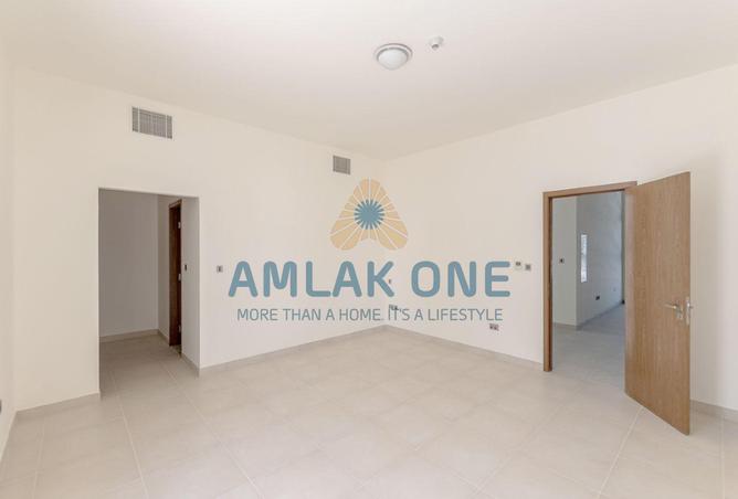 142352145 - Property Image 3