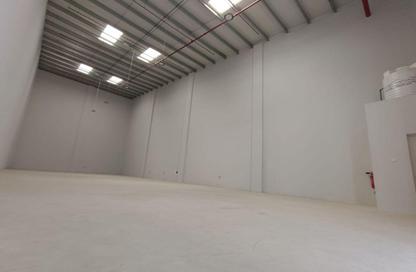 Warehouse - Studio - 7+ Bathrooms for sale in Industrial Building 13 - Industrial Area 13 - Sharjah Industrial Area - Sharjah Warehouse - Studio - 7+ Bathrooms for sale in Industrial Building 13 - Industrial Area 13 - Sharjah Industrial Area - Sharjah