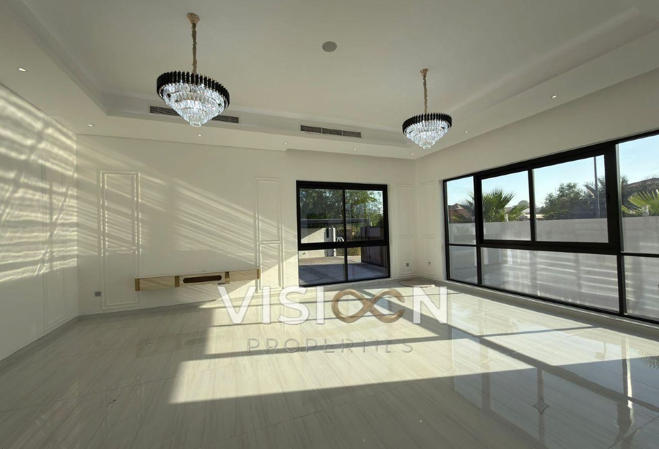Modern Villa | Private Pool And Garden photo 6