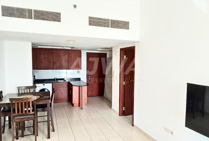 82812857 - Property Image 3