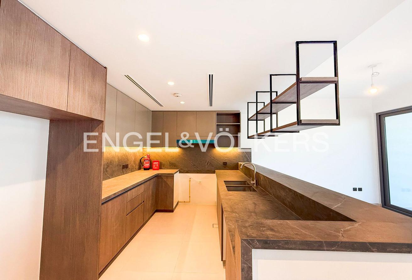 Green Community | Best Price | Close to Pool photo 6