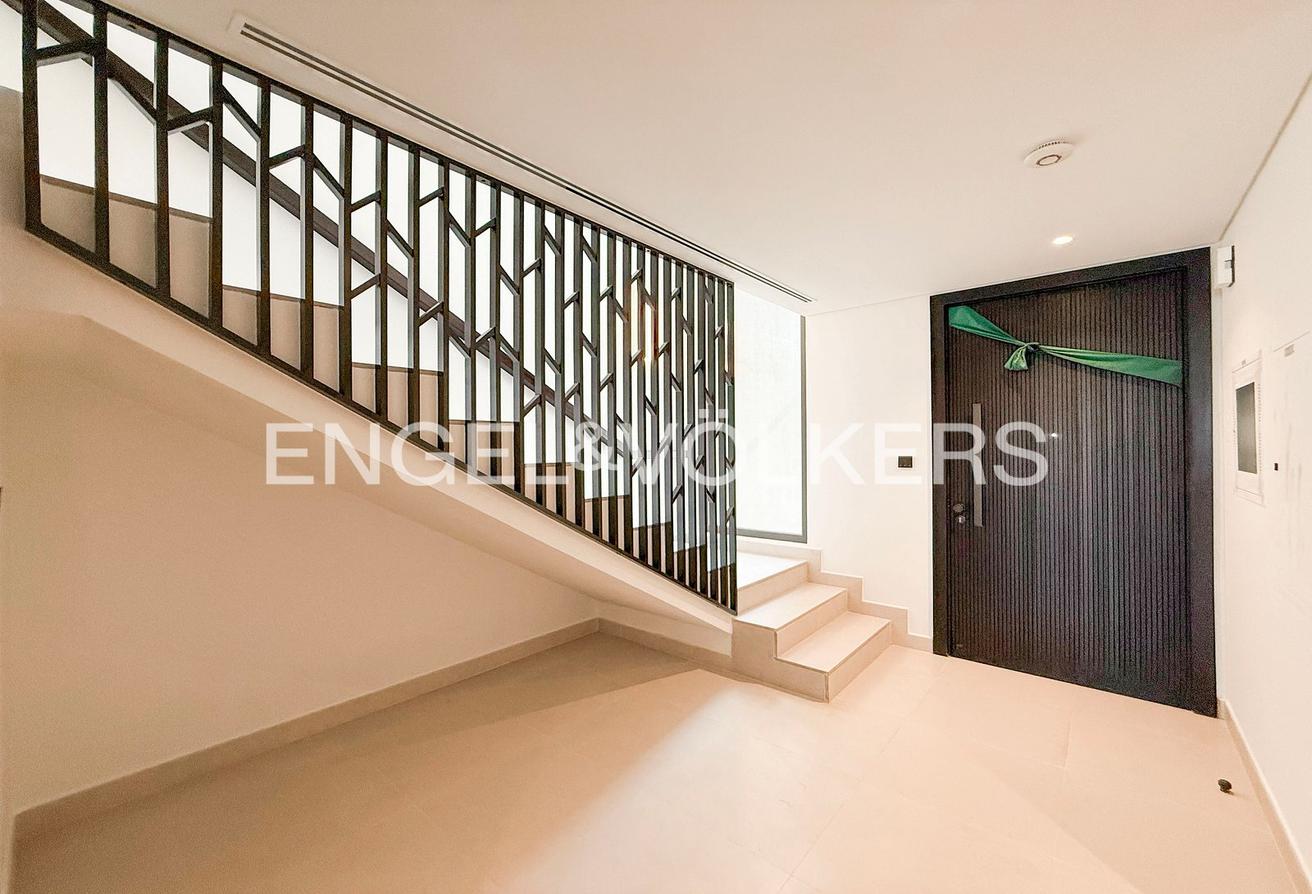Green Community | Best Price | Close to Pool photo 9