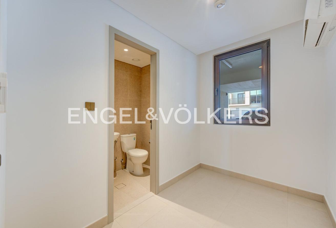 Green Community | Best Price | Close to Pool photo 18