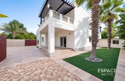 Villa - 4 Bedrooms - 3 Bathrooms for sale in Meadows 2 - Meadows - Dubai