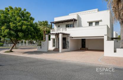 Villa - 4 Bedrooms - 3 Bathrooms for sale in Meadows 2 - Meadows - Dubai Villa - 4 Bedrooms - 3 Bathrooms for sale in Meadows 2 - Meadows - Dubai