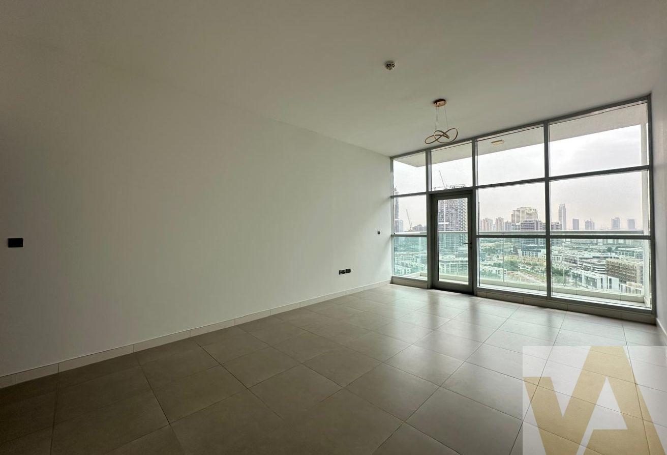 Elegant 2 BHK Flat | High Floor | Panoramic View photo 11