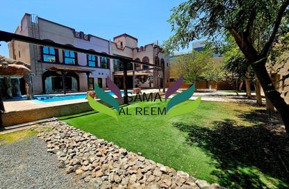 Villa - 7+ Bedrooms - 7 Bathrooms for rent in Umm Suqeim 1 Villas - Umm Suqeim 1 - Umm Suqeim - Dubai