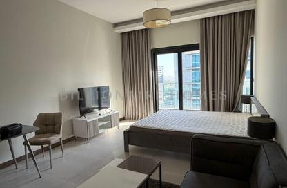 Apartment - Studio - 1 Bathroom for rent in SOL Bay - Business Bay - Dubai