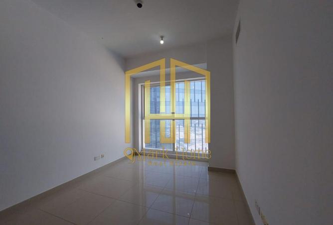 130653000 - Property Image 3
