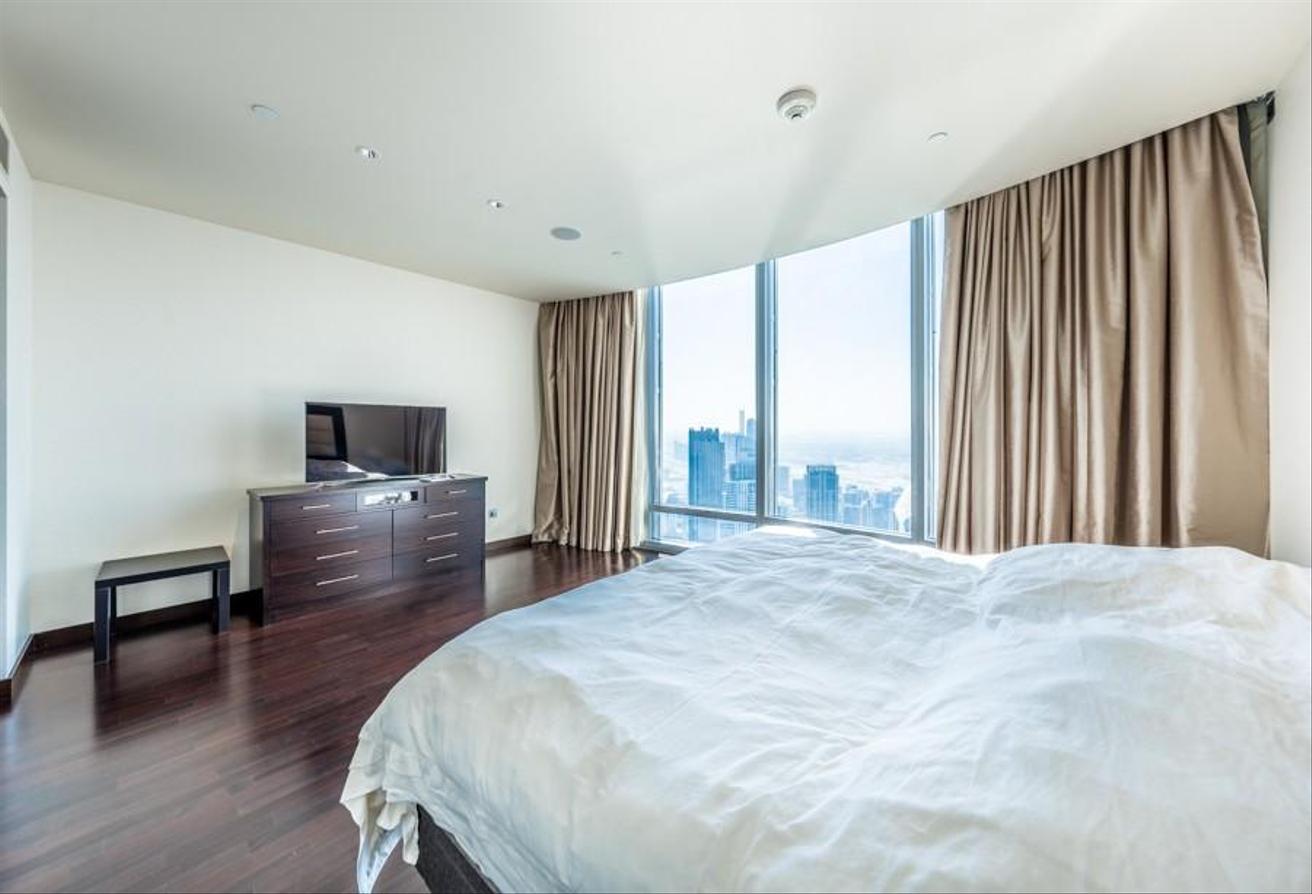 Exclusive | Renovated | Furnished photo 11